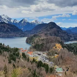 https://haus-elisabeth-fussen.com-bavaria.com