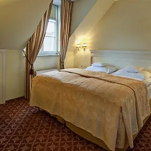 Augusta Am Kurfuerstendamm 3* Berlin